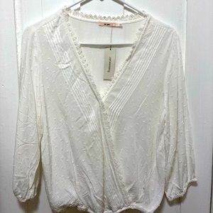 Francesca’s Ivory Lauren Clip Dot Surplice Blouse Large